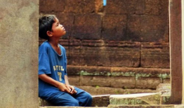 五个孤儿的电视剧,逆境中的成长与救赎